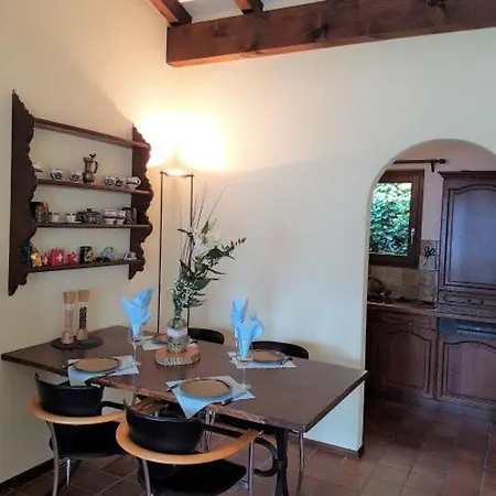 Vista Dolce - Mit Fabelhaftem Blick Ueber Daecher Von Apartment Brissago